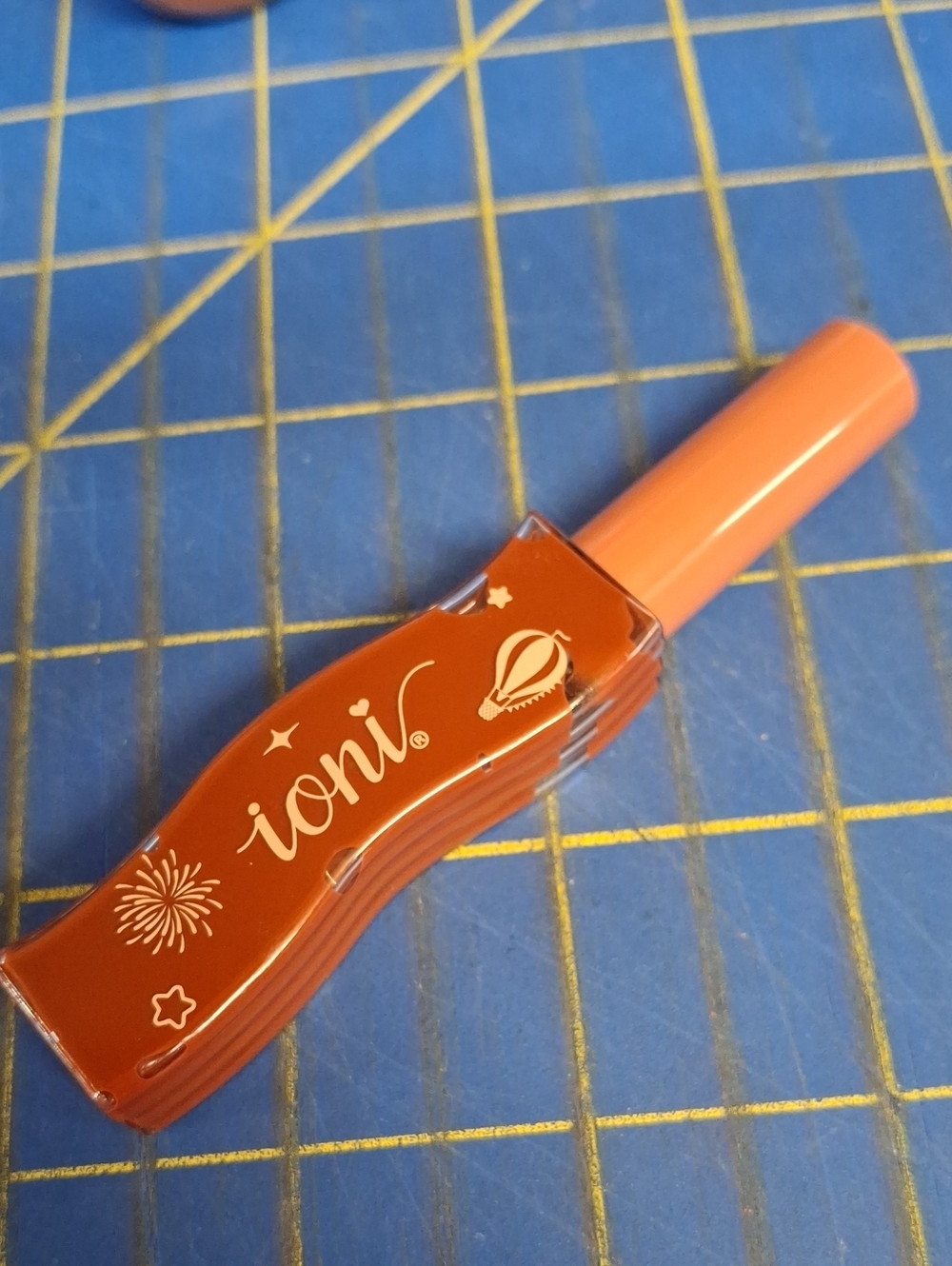 Ioni Red Cocoa Lip Plumper New